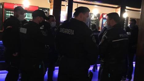 Spărgătorii de chefuri: Poliţiştii au oprit distracţia într-un club din Măgeşti şi în două localuri din Tinca şi Salonta (FOTO / VIDEO)