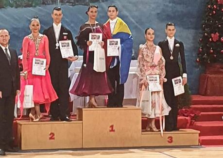 Tinerii dansatori de la Clubul Exclusive Oradea, pe primul loc în Clasamentul European la dansuri latino (FOTO)