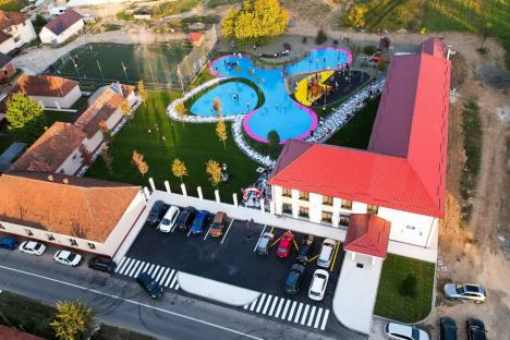 La Căbești, mai ceva ca la oraș! Cum arată școala din sat, după reabilitarea integrală (FOTO)