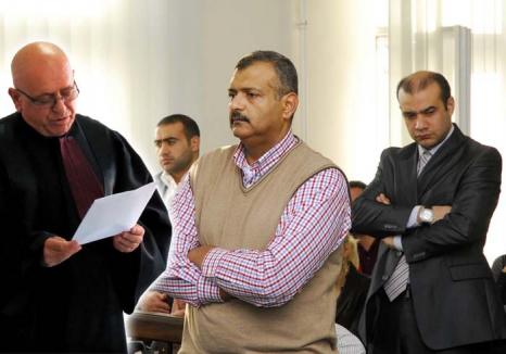 Filiera arabă: Judecător orădean, cercetat pentru că ar fi primit şpagă ca să-i achite pe fraţii teroristului Omar Hayssam