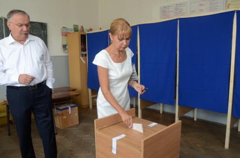 Mang, la referendum: "Am votat pentru o Românie în care să trăim fără frica de a vorbi la telefon" (FOTO)