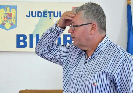 Pásztor la DNA: Șeful CJ Bihor, Pásztor Sándor, în vizorul procurorilor anticorupţie pentru că a dat ilegal bani publici unei fundaţii de casă a UDMR