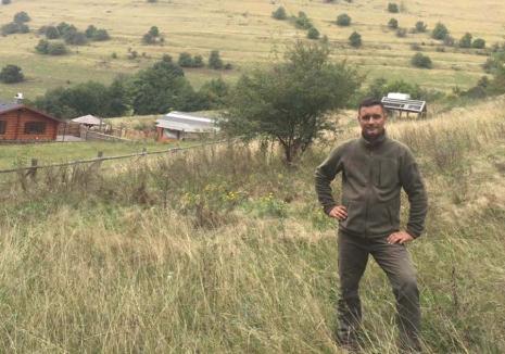 Hoțul paznic la codru: Agenţia ariilor protejate din Bihor e condusă de un hoţ de lemne, cercetat și pentru braconaj