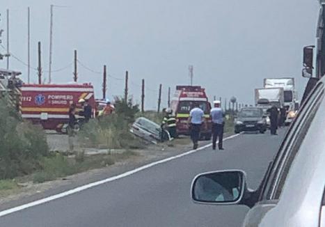 Accident cu trei victime pe DN 79, lângă Nojorid (FOTO)