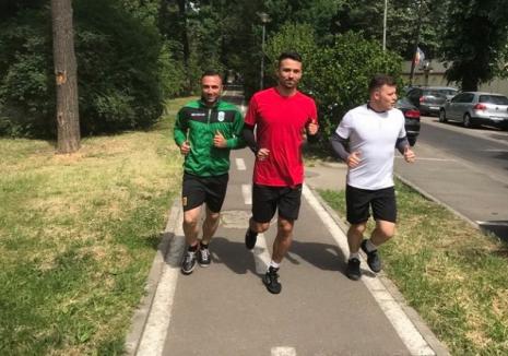 Fotbaliştii de la CAO Oradea au revenit la antrenamente, cu gândul la barajul de promovare (FOTO)