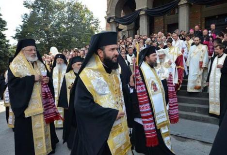 "Prea Înaltul" Sofronie: Episcopul ortodox se vrea cu orice preţ mitropolit al Banatului