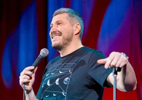 Maestrul râsetelor: Bihoreanul Sorin Pârcălab a devenit unul dintre cei mai îndrăgiți comedianți din România (FOTO / VIDEO)