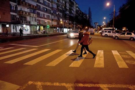 Zebre cu lumină: 26 de treceri de pietoni din Oradea vor fi iluminate cu LED