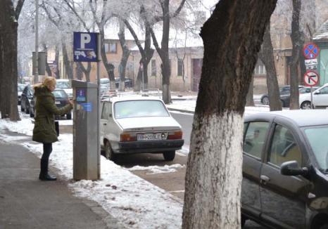 Taxă pentru taxă: Primăria Oradea măreşte taxe, scumpeşte parcări şi face concedieri