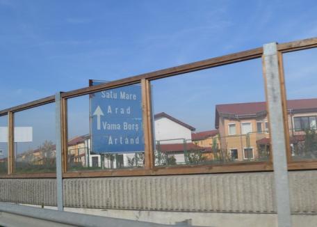 Drumuri fără îndrumare: În ciuda obligaţiilor prevăzute de Codul Rutier, indicatoarele rutiere sunt o raritate în Bihor (FOTO)
