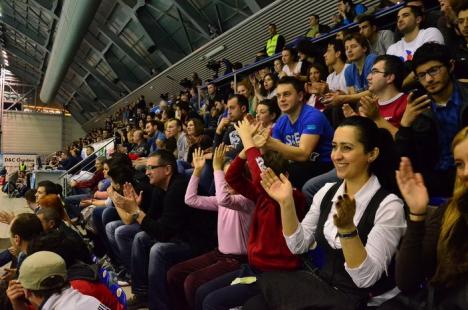 Orădenii au cedat şi returul cu CN Barceloneta: 8-12 în Bazinul Olimpic "Ioan Alexandrescu" (FOTO)