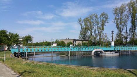 Apă bună de Oradea: Pentru protejarea sănătăţii consumatorilor, Compania de Apă Oradea îmbunătăţeşte calitatea apei şi a serviciilor (FOTO / VIDEO)