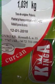 Ne vând gunoaie! Un supermarket din Oradea vinde produse expirate, cu complicitatea Direcţiei Sanitar-Veterinare (FOTO / VIDEO)