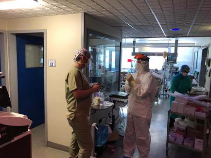 Careu de aşi: Povestea emoționantă a voluntarilor orădeni care au mers în misiune în Italia lovită de coronavirus (FOTO)