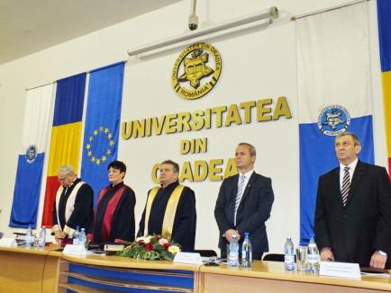 Rectorul Universităţii Transilvania din Braşov, Doctor Honoris Causa la Oradea (FOTO)
