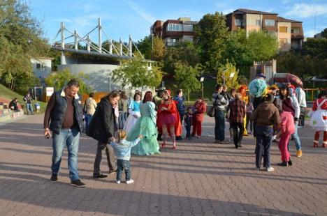 Săptămâna păpuşilor: Copiii sunt aşteptaţi la un festival de teatru dedicat lor (FOTO)