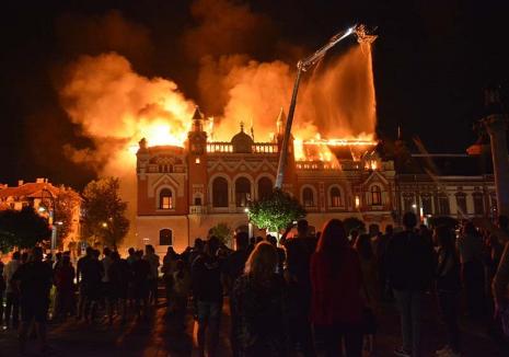 Vină fără vinovaţi: Procurorii au clasat, în taină, dosarul incendiului care a mistuit Palatul episcopal din Oradea