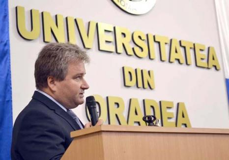Rectorul Constantin Bungău: 'Universitatea nu trebuie să se restructureze, ci să crească'