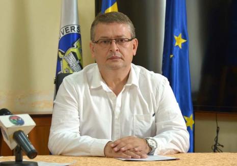 Aurel Căuş, noul preşedinte al Senatului Universităţii din Oradea: 'Sunt situaţii în care, la întrebarea dacă eşti coleg cu X, prefer să nu răspund'