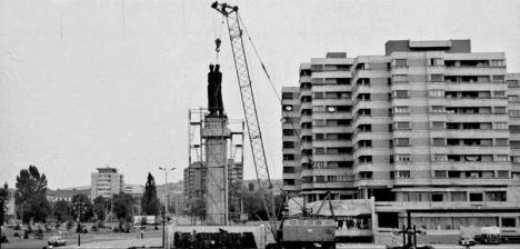 Statuile dispărute: BIHOREANUL vă prezintă povestea statuilor și a monumentelor distruse sau mutate din Oradea (FOTO)