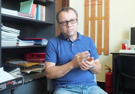 Cercetare în şomaj: Mai puţin de un sfert din profesorii Universităţii din Oradea fac cercetare serioasă
