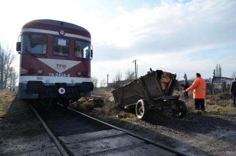 O femeie de 24 de ani a murit lovită de tren în zona Gării Velenţa (FOTO)
