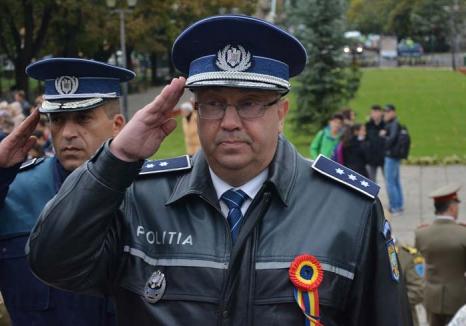 Şeful Poliţiei Bihor, comisarul şef Adrian Bucur: 'Clanurile interlope s-au mutat din stradă pe Facebook'