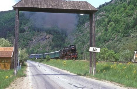 Drum de fier: Cu un secol şi jumătate în urmă, revoluţia industrială a adus în Bihor trenurile şi transportul public de masă (FOTO)