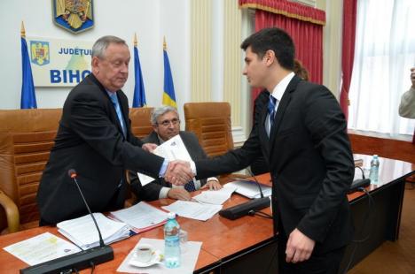 PDL Bihor l-a înlocuit pe Radu Ţîrle cu Bogdan Manafu în Consiliul Judeţean (FOTO)