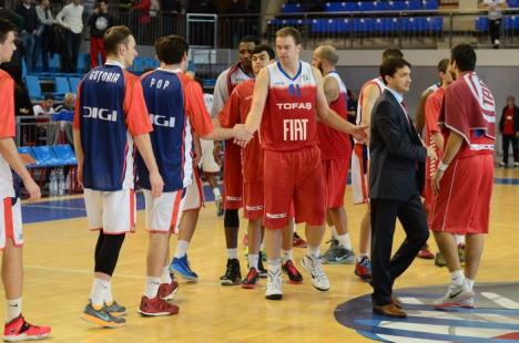 Deși au început bine, baschetbaliştii au cedat cu 69-77 jocul cu turcii din FIBA EuroChallenge (FOTO)