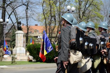 Generalul eliberator Traian Moşoiu, din nou la Oradea, cu un pluton de militari ai Armatei Regale (FOTO/VIDEO)