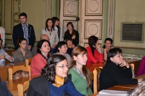 Preşedintele Colegiului Medicilor Dentişti, la Facultatea de Medicină din Oradea: "Începeţi să fiţi o şcoală" (FOTO)