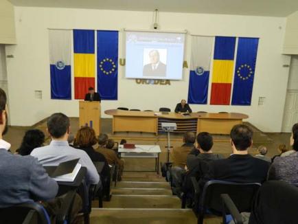 Senatul Universităţii i-a adunat pe toţi rectorii de după Maghiar pentru a-l comemora pe fostul rector (FOTO)