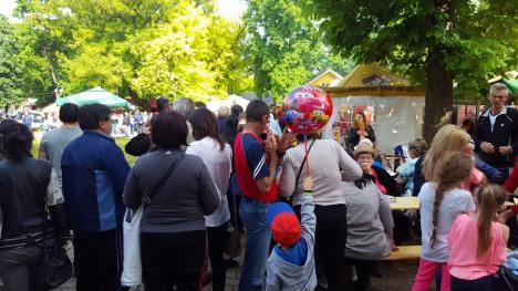 1 Mai, în Oradea: Mii de oameni, în Parcul Bălcescu (FOTO / VIDEO)
