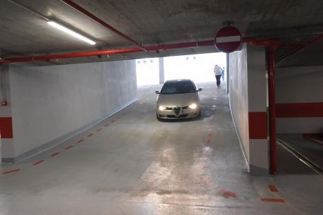 Parcarea subterană de pe Independenţei, deschisă pentru şoferi (FOTO / VIDEO)