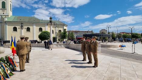 Ziua Independenței de Stat a României, sărbătorită și la Oradea. S-au depus flori la statuia Regelui Ferdinand (FOTO)