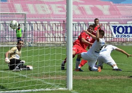 Surpriză: FC Bihor a învins lidera Gloria Bistriţa cu 2-0 (FOTO)