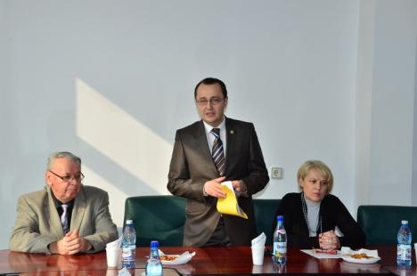Noul şef al CAS Bihor, stomatologul Gheorghe Ionuţ, şi-a preluat funcţia (FOTO) 