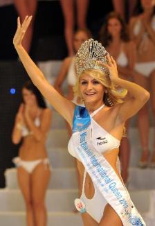 O româncă e Miss Bikini Internaţional! (FOTO)