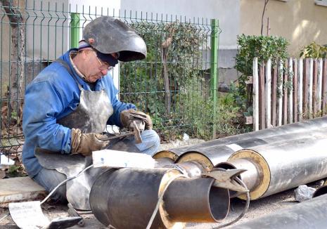 Apă caldă, instant! Termoficare Oradea investeşte 37 milioane lei în reţelele secundare şi în montarea de module termice