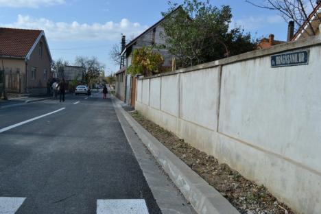 D'ale Primăriei: Peste 5 milioane lei pentru modernizarea unor străzi din Oncea prin trotuarele cărora cresc buruieni! (FOTO)