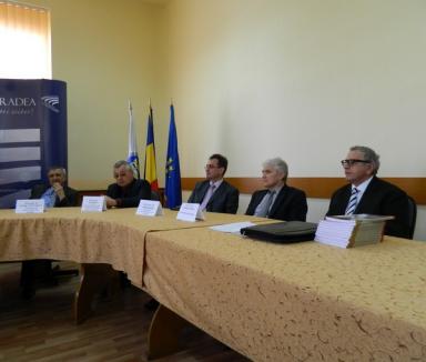 Universitarul Mihai Drecin a lansat prima revistă de istorie financiar-bancară din Europa centrală şi de est