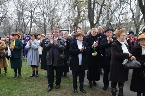 De 15 martie, PPMT a mai cerut o dată amplasarea statuii Sfântului Ladislau în Piaţa Unirii (FOTO)