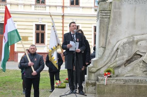 De 15 martie, PPMT a mai cerut o dată amplasarea statuii Sfântului Ladislau în Piaţa Unirii (FOTO)