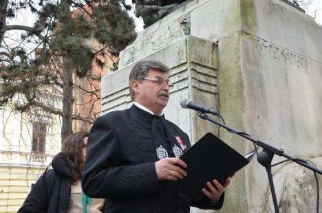 De 15 martie, PPMT a mai cerut o dată amplasarea statuii Sfântului Ladislau în Piaţa Unirii (FOTO)