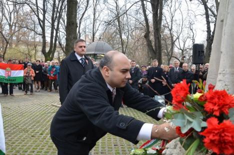 De 15 martie, PPMT a mai cerut o dată amplasarea statuii Sfântului Ladislau în Piaţa Unirii (FOTO)