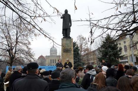 Romanţele lui Eminescu: Teatrul Regina Maria sărbătoreşte inedit cei 164 de ani de la naşterea poetului