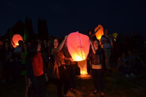 ASUOfest s-a terminat cu lampioane colorate "aruncate" peste oraş (FOTO)