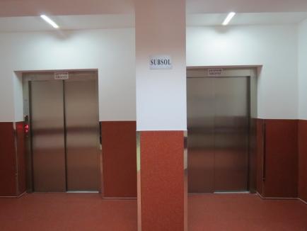Spitalul Judeţean are două noi lifturi exterioare