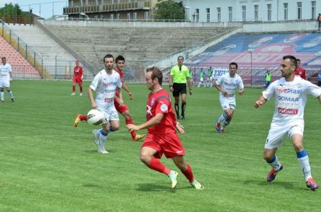 Surpriză: FC Bihor a învins lidera Gloria Bistriţa cu 2-0 (FOTO)